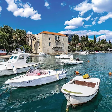 Beautiful In Kastel Luksic Casa de Férias Kaštela