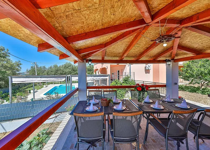 Lovely In Kastel Luksic