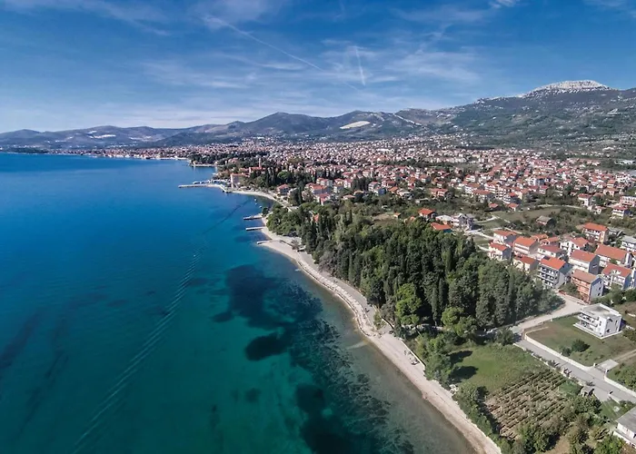 Lovely In Kastel Luksic Casa vacanze