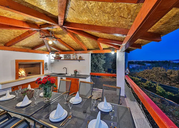 Casa vacanze Lovely In Kastel Luksic *